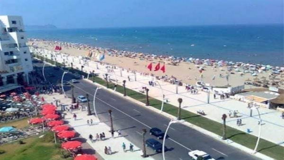 انطلاق تركيب أعمدة إنارة جديدة في محاور وفضاءات عمومية بمرتيل